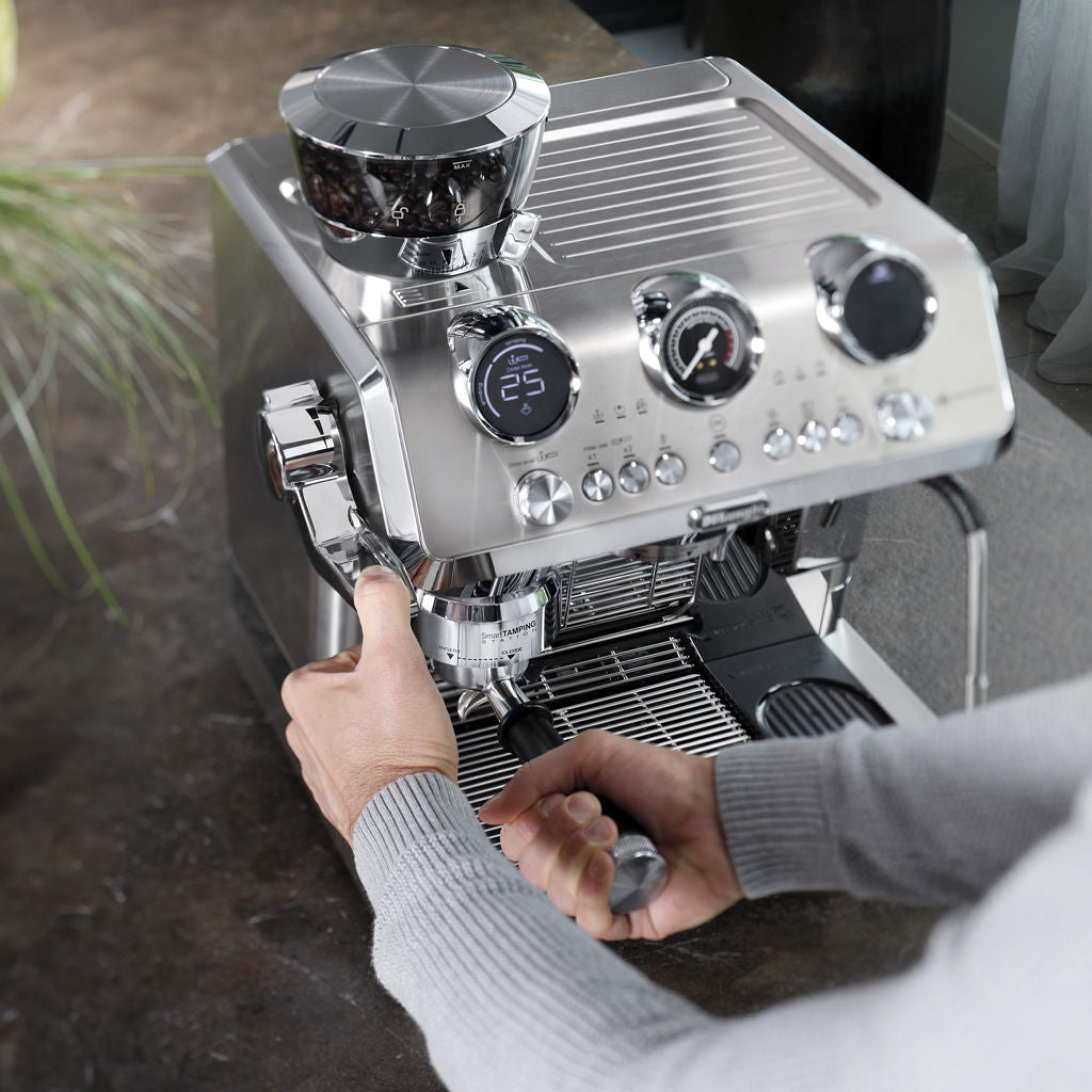 DeLonghi - La Specialista Maestro Evo (avec Cold Brew)