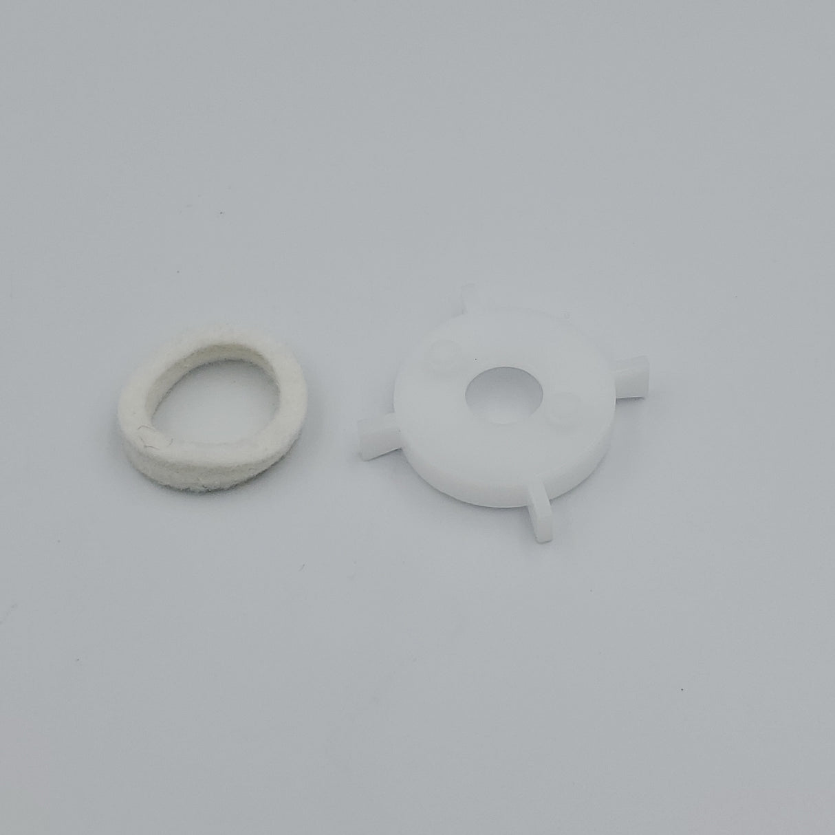 Evacuation wheel and felt