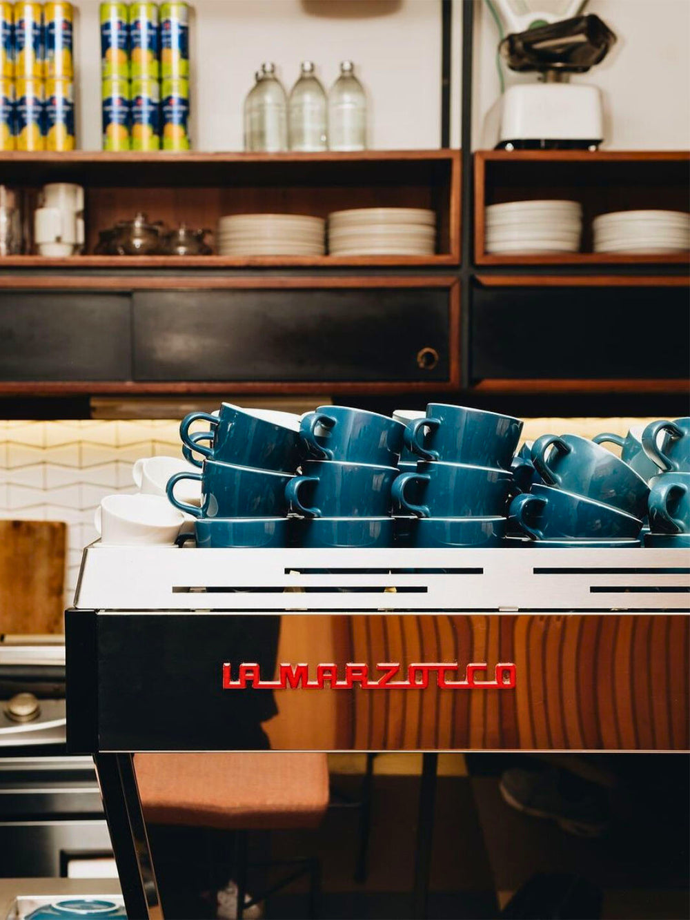 Acme Flat White 150 ml — Ensemble tasse et soucoupe porcelaine