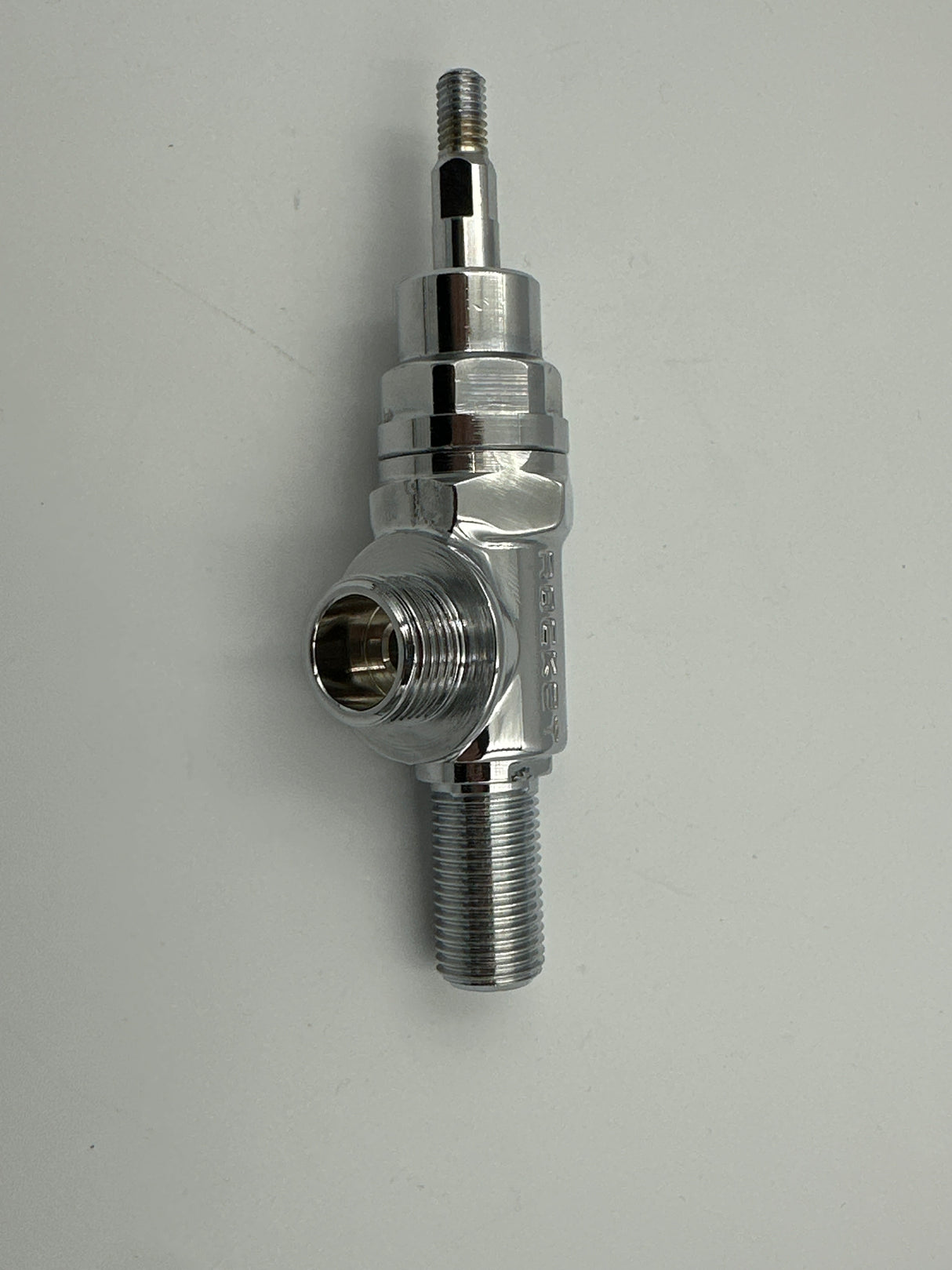 Robinet chromé assemblé