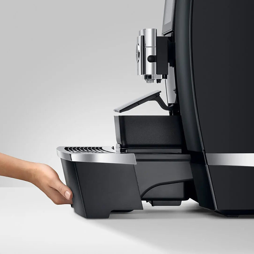 Jura Giga X8 — Détail du panneau de commande commercial