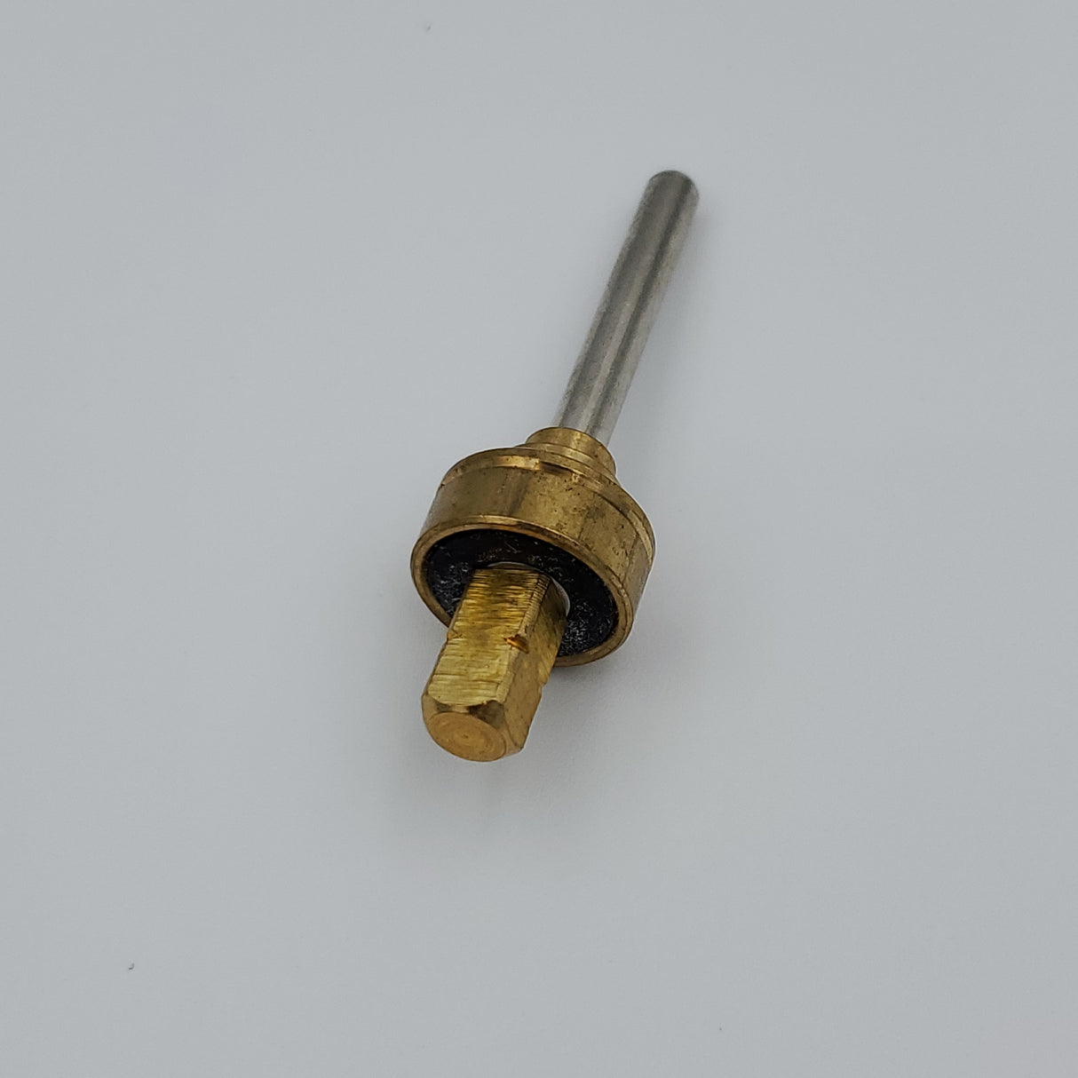 dispensing valve