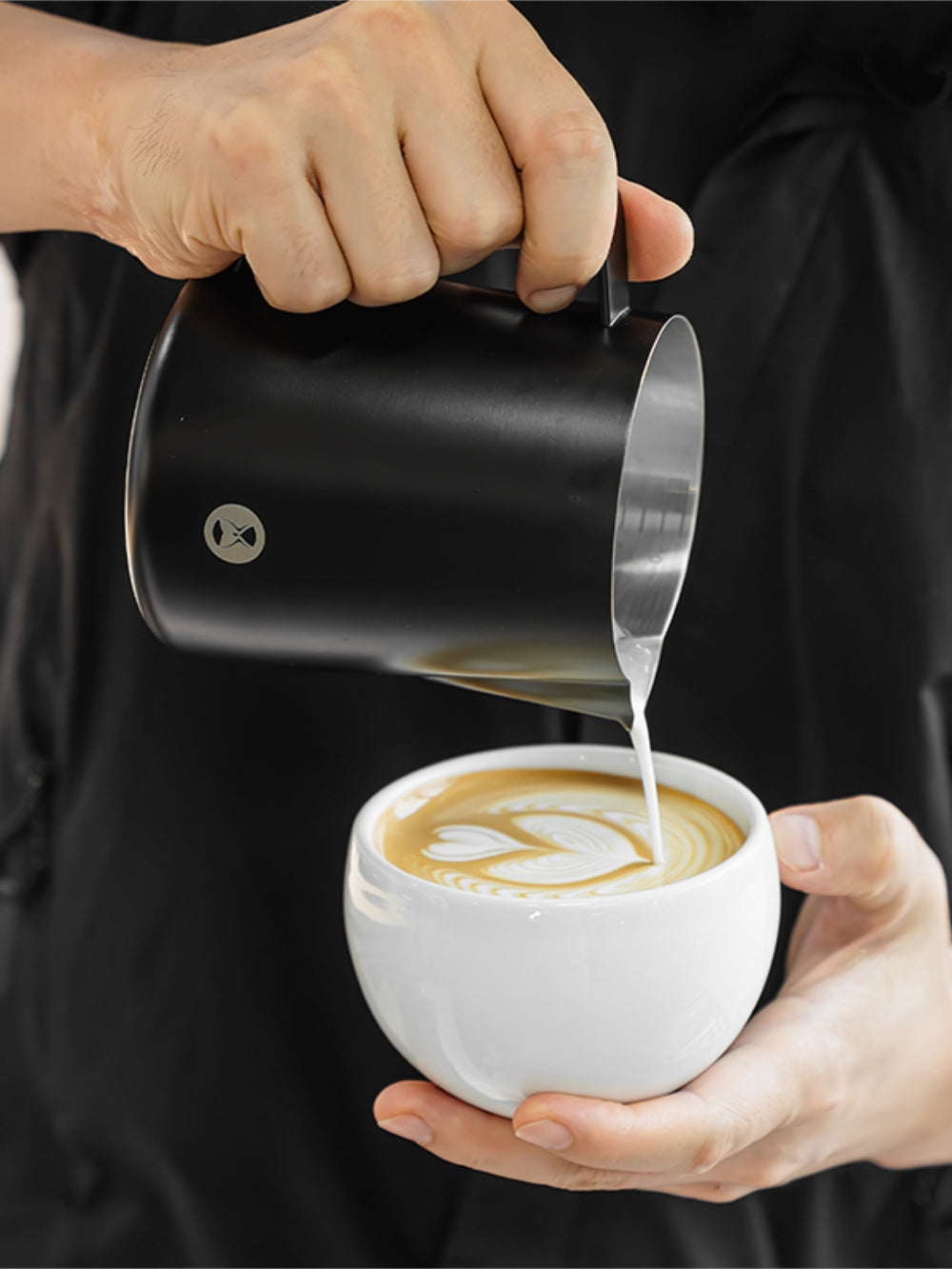 Timemore Rosetta — 700 mL Milk Pitcher, Tapered Spout, Laser Fill-Line Indicator