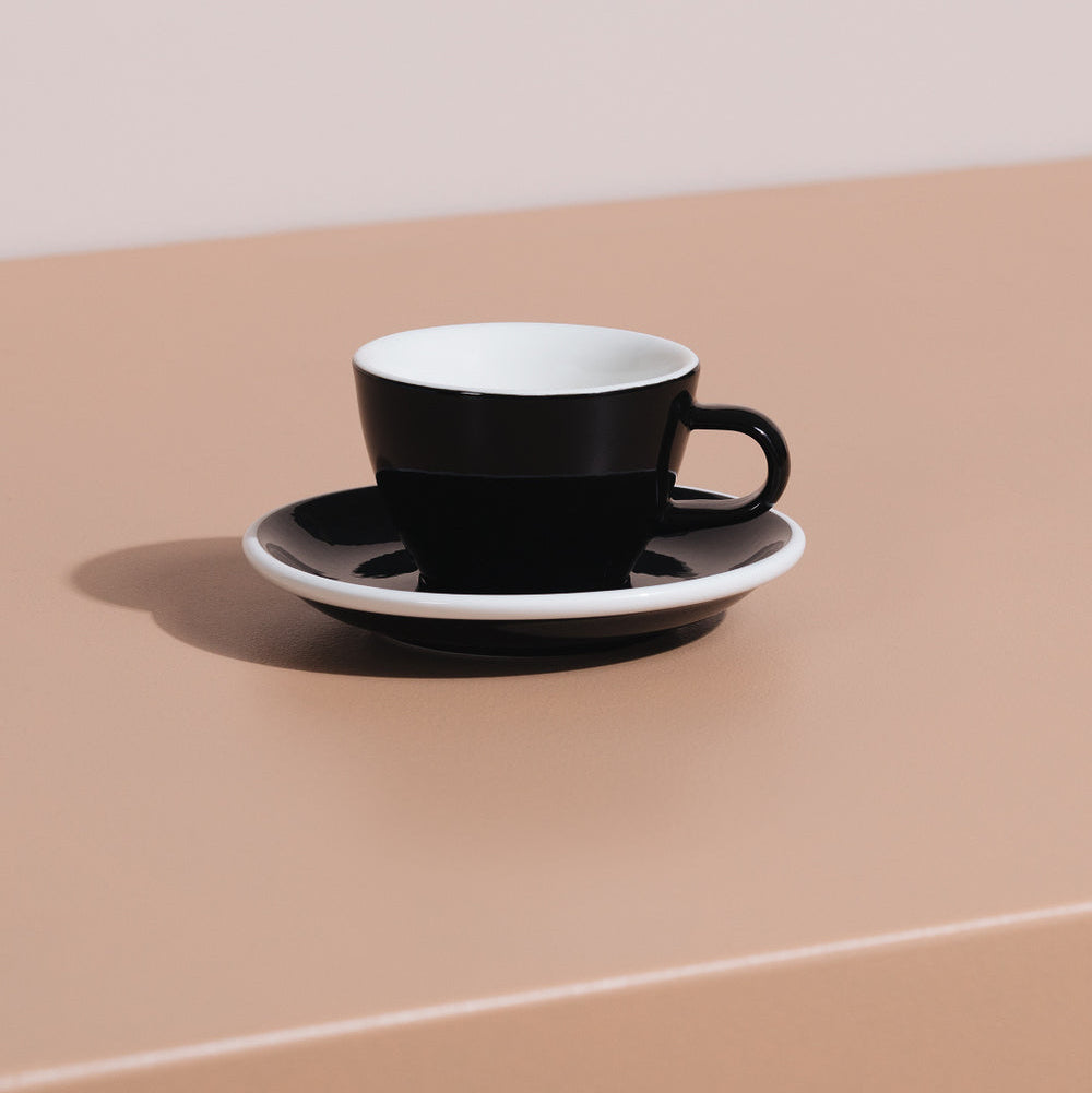 Acme Flat White 150 ml — Ensemble tasse et soucoupe porcelaine