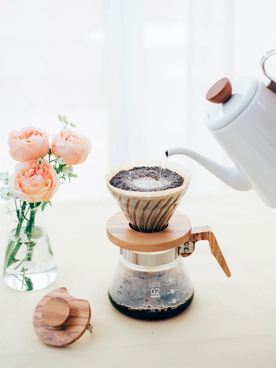 HARIO - V60-02 Carafe à café 600ml - bois d'olivier