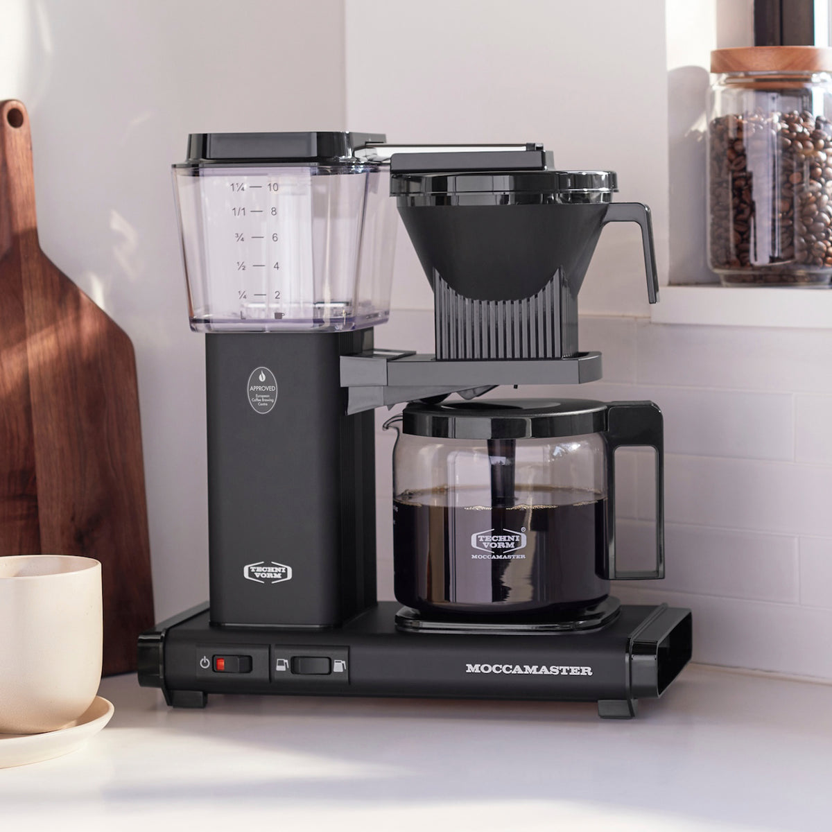 Moccamaster KBGV — Cafetière filtre certifiée SCA, carafe en verre, arrêt automatique, 1,25 L (10 tasses)
