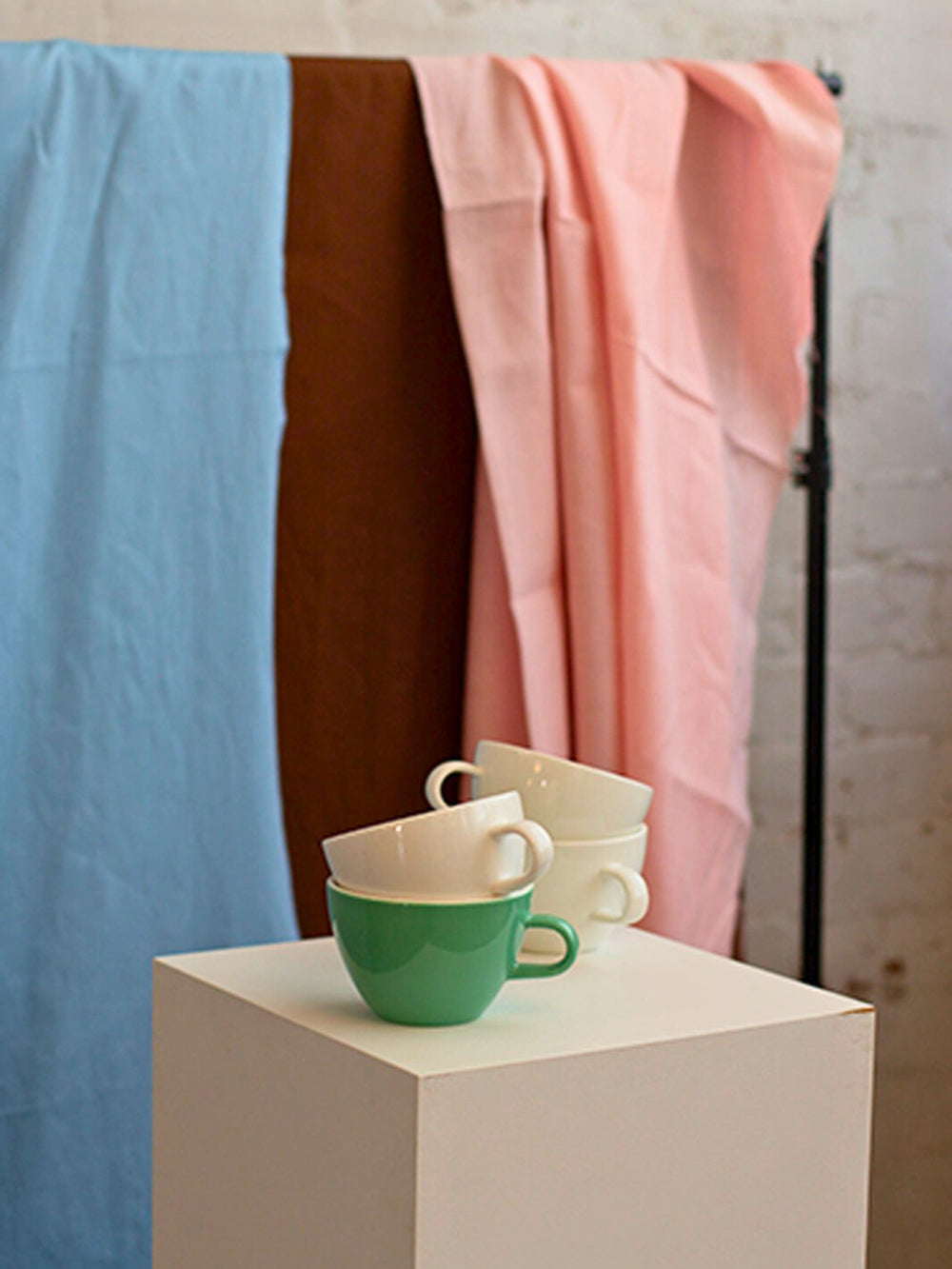 Acme Mighty 350 ml — Ensemble grande tasse et soucoupe porcelaine