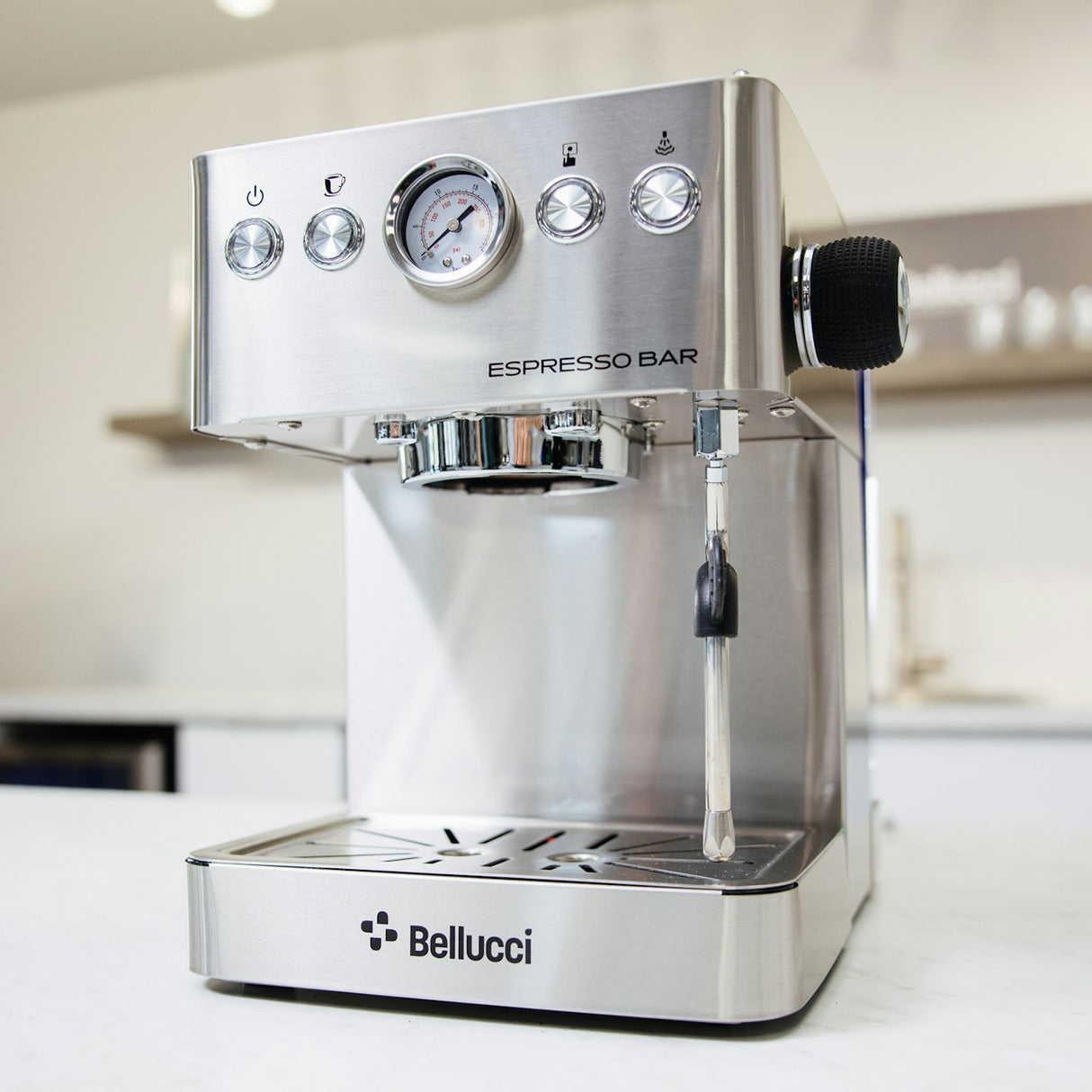 Bellucci Espresso Bar Boite Ouverte — Vue de côté machine espresso