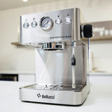 Bellucci Espresso Bar Boite Ouverte — Vue de côté machine espresso