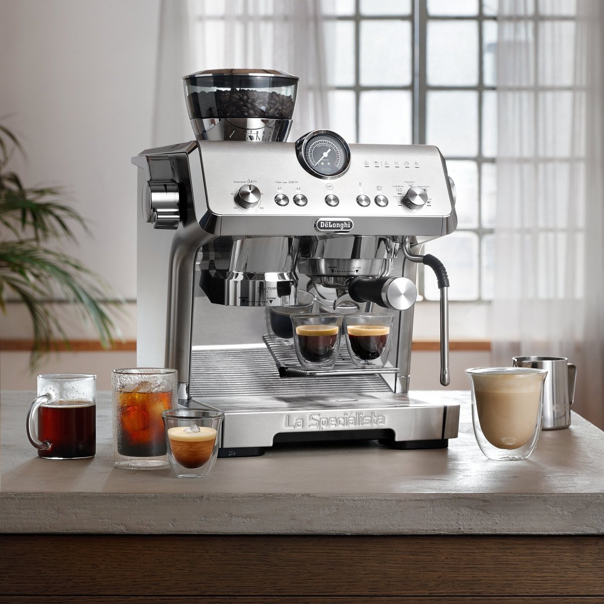 DeLonghi - Machine à espresso semi-automatique La Specialista Opéra (Démo)